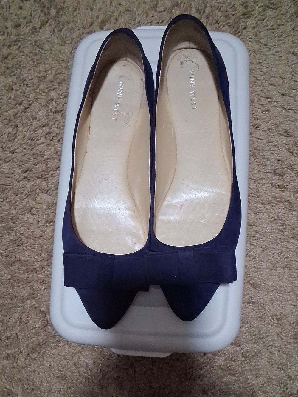 Nine West Navy Pointed-Toe Bow Flats Blue Suede 9.5